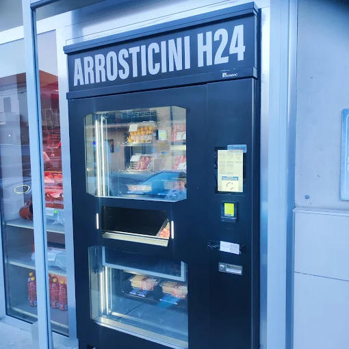 Distributore automatico di arrosticini H24 della Macelleria Pompa